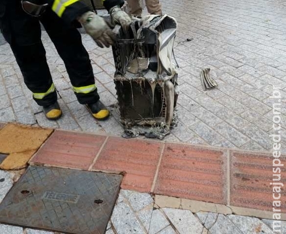 Incêndio no 12° andar de prédio mobiliza Corpo de Bombeiros 