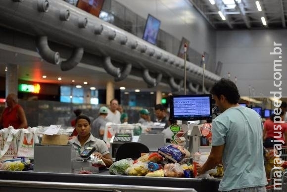 Inflação no ano é de 2,5%, o menor resultado acumulado desde 1998 Inflação no ano é de 2,5%, o menor resultado acumulado desde 1998
