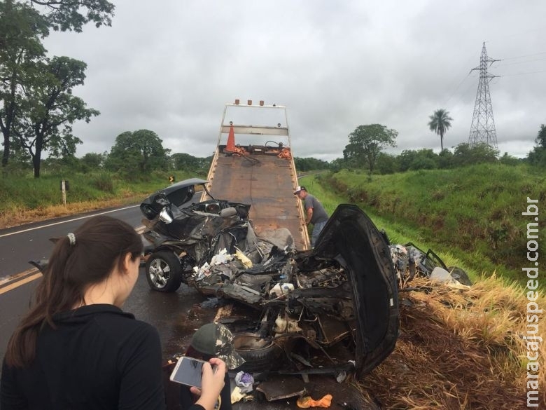 Irmã e cunhado de vereador morrem em acidente na BR-267 Irmã e cunhado de vereador morrem em acidente na BR-267