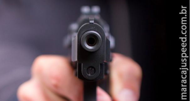 Jovem é executado com mais de 20 tiros de pistola quando saía do serviço