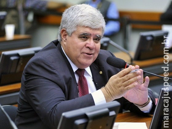 Marun entrega relatório da CPI da JBS e pede prisão de Janot por Marun entrega relatório da CPI da JBS e pede prisão de Janot por