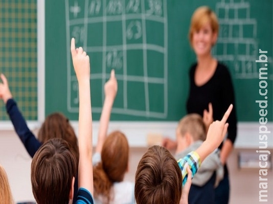 Piso salarial de professores terá aumento de 6,81% em 2018 Piso salarial de professores terá aumento de 6,81% em 2018