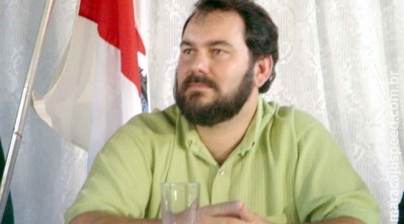 PT lança ex-prefeito para concorrer à sucessão de Reinaldo Azambuja PT lança ex-prefeito para concorrer à sucessão de Reinaldo Azambuja