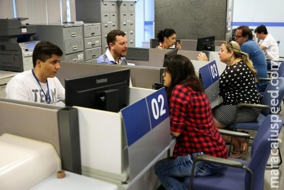 Saque acima de R$ 50 mil deve ser informado com 3 dias úteis de antecedência Saque acima de R$ 50 mil deve ser informado com 3 dias úteis de antecedência