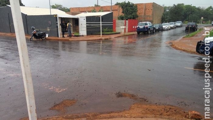 Suspeito de assalto, homem morre baleado em Campo Grande