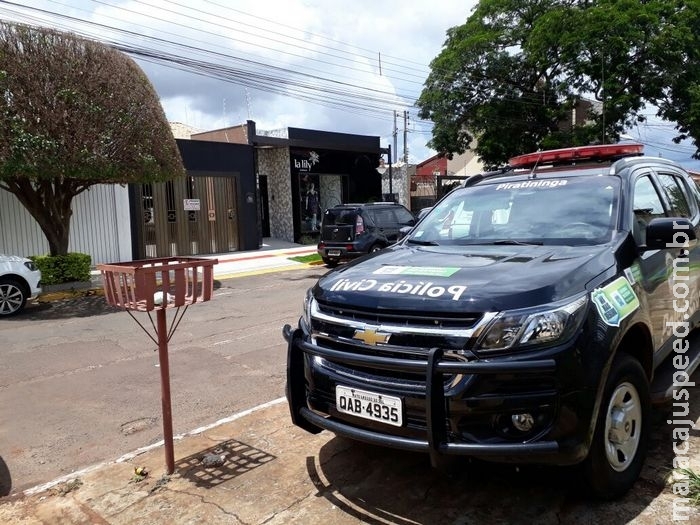 Trabalhador de 19 anos morre ao cair de escada durante expediente Trabalhador de 19 anos morre ao cair de escada durante expediente