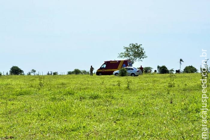 Trabalhador rural morre após cair de mula que adestrava