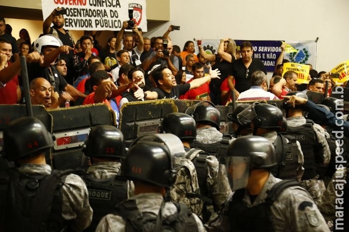 Um dia após sancionar reforma, governo suplementa R$ 222 milhões à Ageprev Um dia após sancionar reforma, governo suplementa R$ 222 milhões à Ageprev