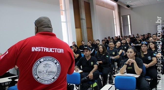 Agentes penitenciários de MS iniciam treinamento de elite Agentes penitenciários de MS iniciam treinamento de elite