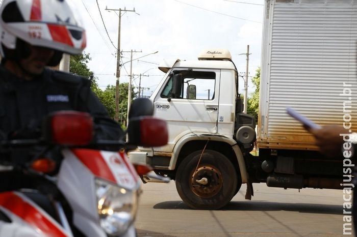Após ser atingido por caminhão e ficar 12 dias internado, idoso morre em hospital