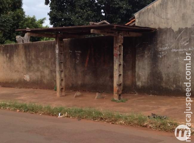 Armado, ladrão faz arrastão em ponto na Ernesto Geisel e foge em um Gol