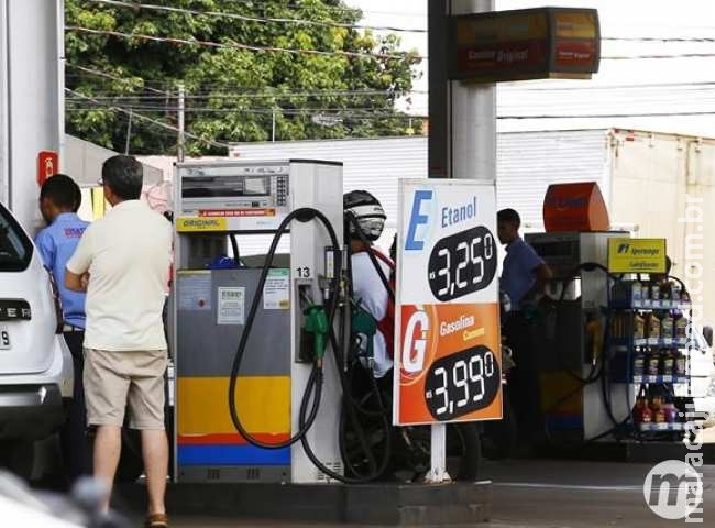 Com novo reajuste, gasolina pode ser encontrada a R$ 3,79 na Capital Com novo reajuste, gasolina pode ser encontrada a R$ 3,79 na Capital