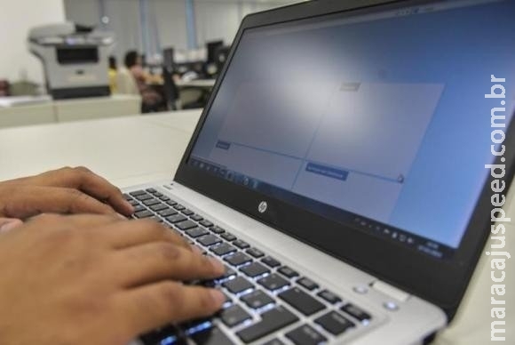 Estudo mostra que Brasil tem pouca conectividade nas escolas Estudo mostra que Brasil tem pouca conectividade nas escolas