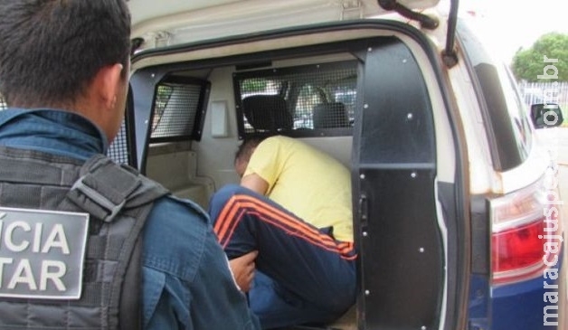 Grávida é agredida pelo marido e jogada de carro em movimento