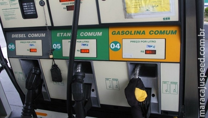 Preço médio da gasolina nos postos aumenta pela 13ª semana seguida Preço médio da gasolina nos postos aumenta pela 13ª semana seguida