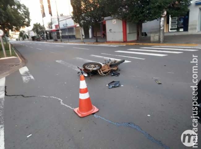 Após três dias preso, motorista que atropelou motociclista e colidiu contra poste é solto