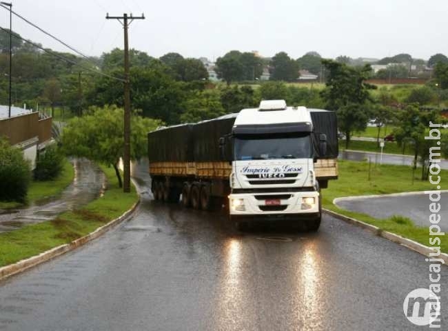 Carreta com 50 toneladas 