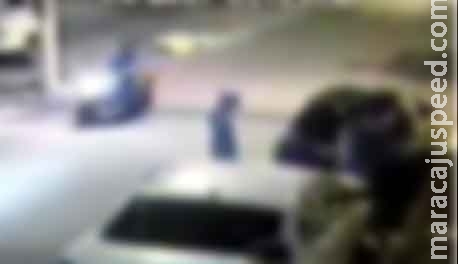 Família é rendida por 3 ao receber entrega de pizza em residência