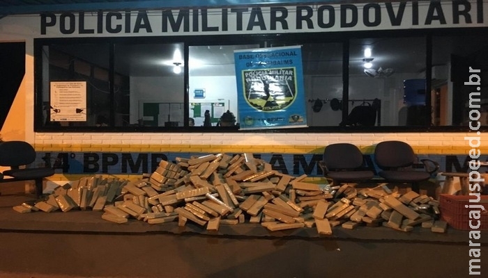 Jovens são presos com 750 kg de maconha na MS-156