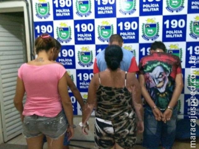 Mulher sequestra e agride ex por vingança, após fim de relacionamento