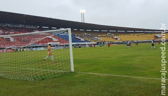 Operário diz que gandula provocou jogador, mas promete punir atleta Operário diz que gandula provocou jogador, mas promete punir atleta