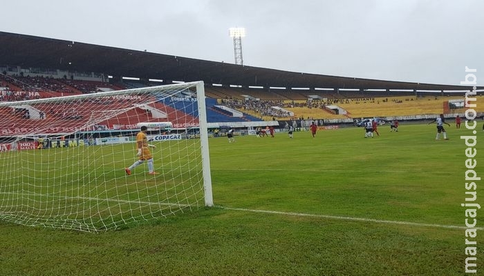 Operário diz que gandula provocou jogador, mas promete punir atleta