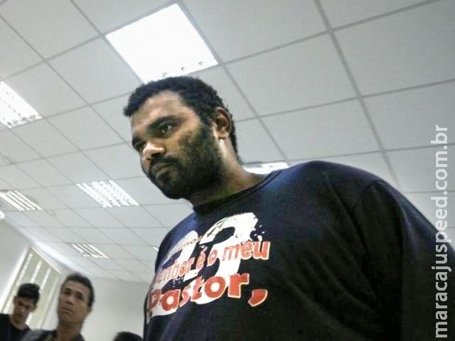 Prisão de homem que matou a ex-mulher com 18 facadas é decretada