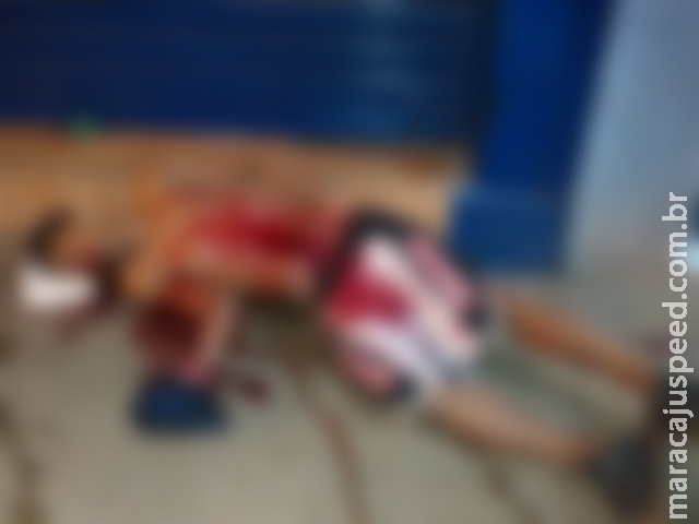 Rapaz é encontrado morto em frente à livraria na região central da Capital