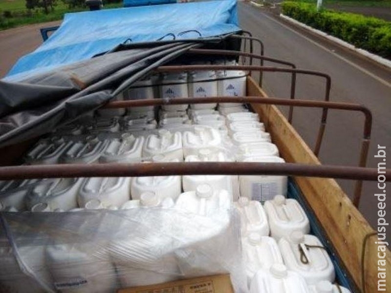 Caminhão com mais de 3 mil litros de agrotóxicos é apreendido na MS-289