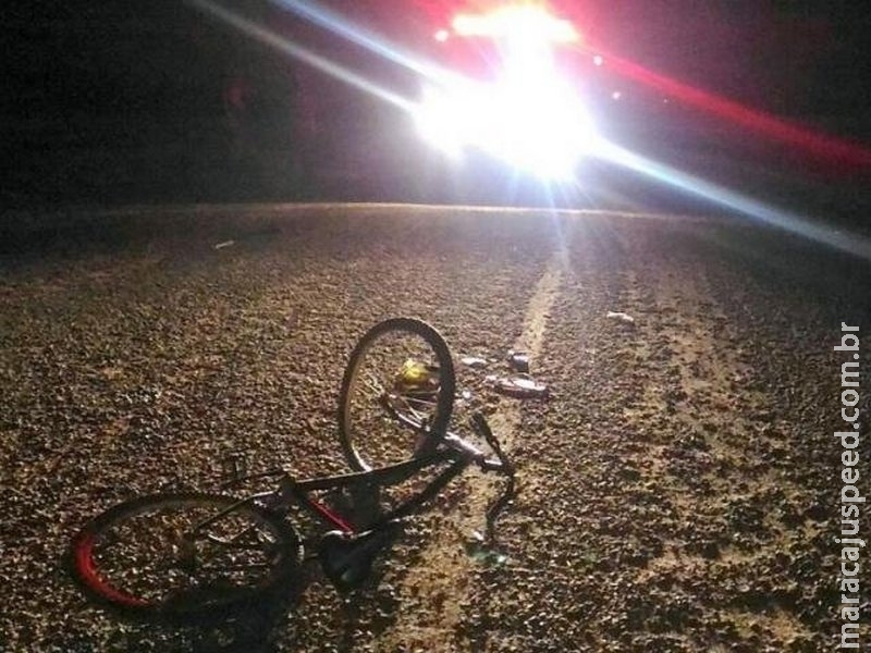 Condutor em camionete atropela, mata ciclista e foge sem prestar socorro