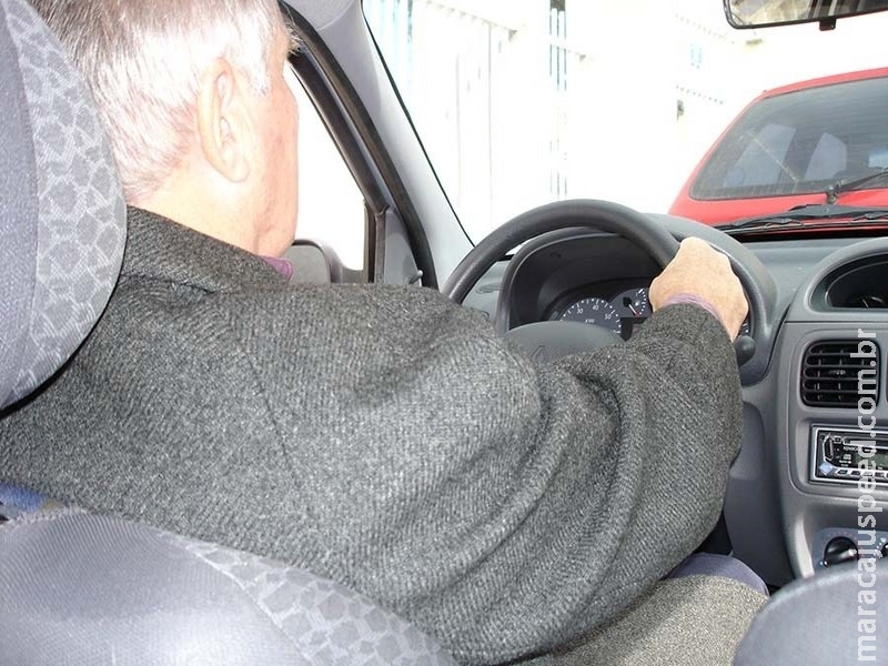 Curso teórico será obrigatório para quem vai renovar a CNH Curso teórico será obrigatório para quem vai renovar a CNH
