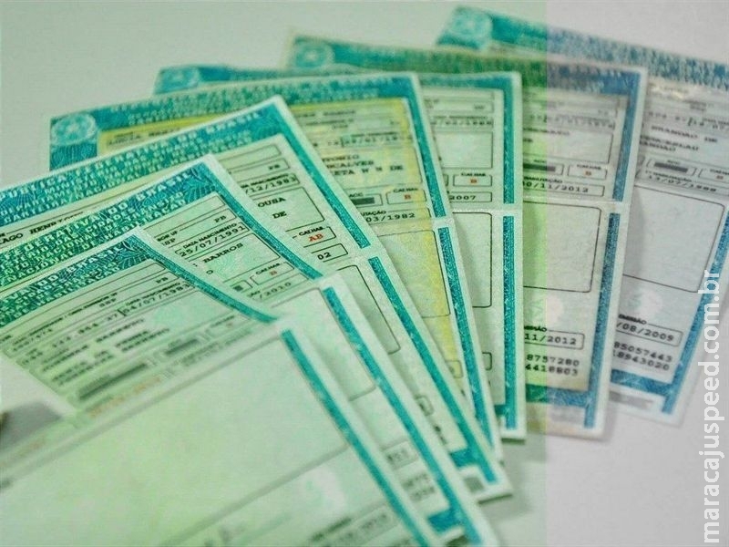 Curso teórico será obrigatório para quem vai renovar a CNH Curso teórico será obrigatório para quem vai renovar a CNH