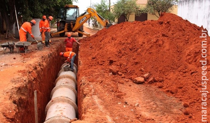 Gestão Azambuja quer fechar 2018 com R$ 1 bilhão investido em saneamento Gestão Azambuja quer fechar 2018 com R$ 1 bilhão investido em saneamento