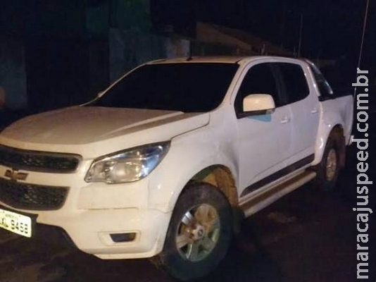 Ladrões roubam camionete S10 e abandonam motorista em motel