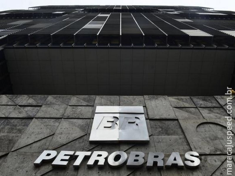Petrobras aumenta preços do diesel e da gasolina nas refinarias Petrobras aumenta preços do diesel e da gasolina nas refinarias