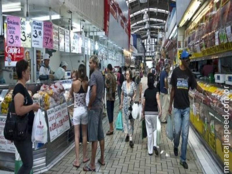 Renda familiar per capita no Brasil em 2017 foi de R$ 1.268 Renda familiar per capita no Brasil em 2017 foi de R$ 1.268