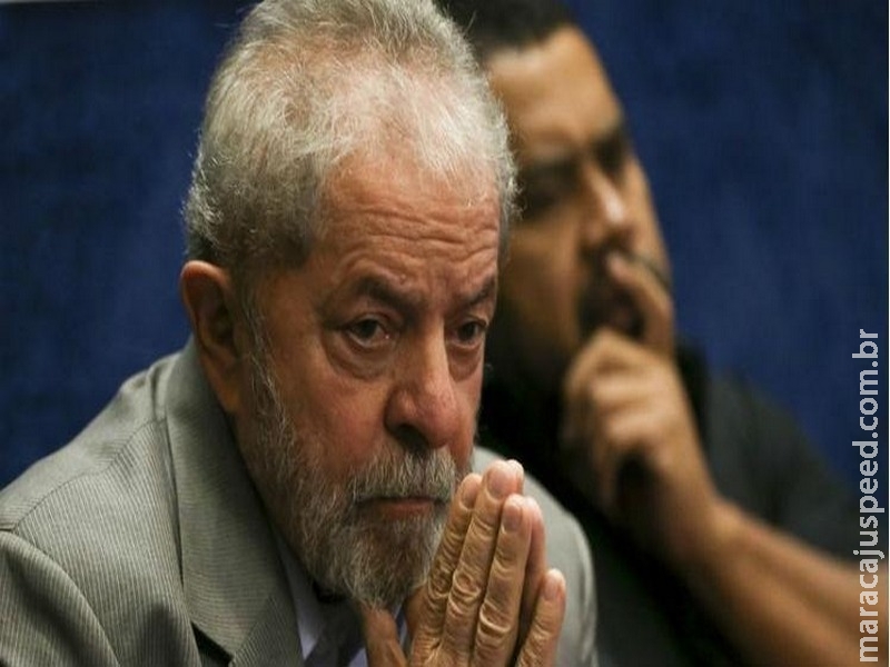 Acaba prazo e Lula não se entrega a PF. Saiba quais serão os procedimentos Acaba prazo e Lula não se entrega a PF. Saiba quais serão os procedimentos