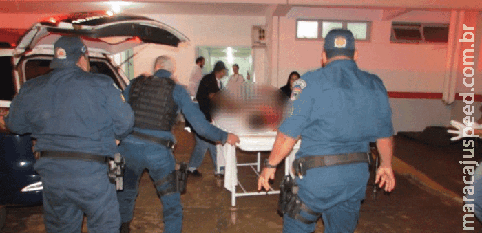 Assaltantes roubam supermercado e morrem em troca de tiros com a polícia