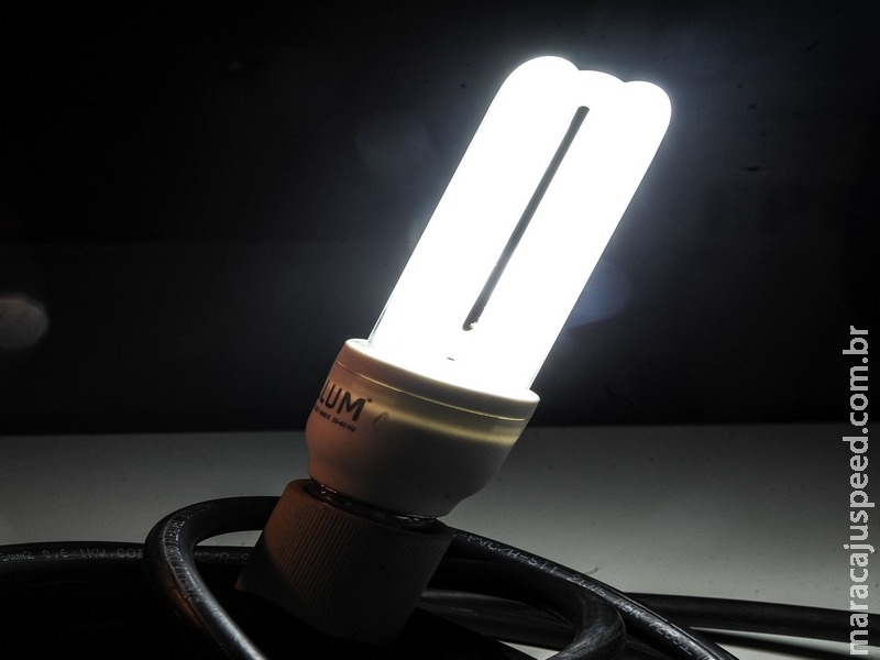 Bandeira tarifária continua verde em abril, sem cobrança extra nas contas de luz Bandeira tarifária continua verde em abril, sem cobrança extra nas contas de luz