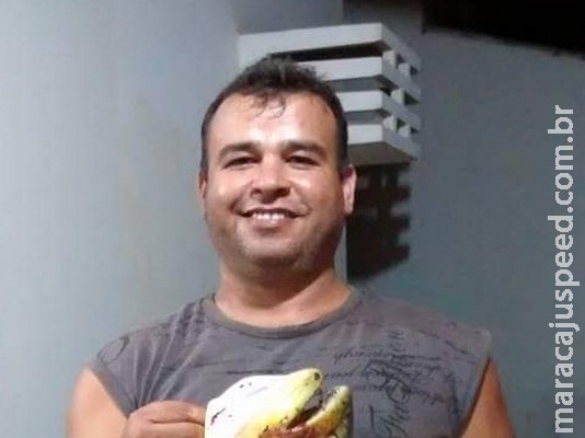 Dono de bar é morto a tiros na madrugada por desconhecido em carro branco