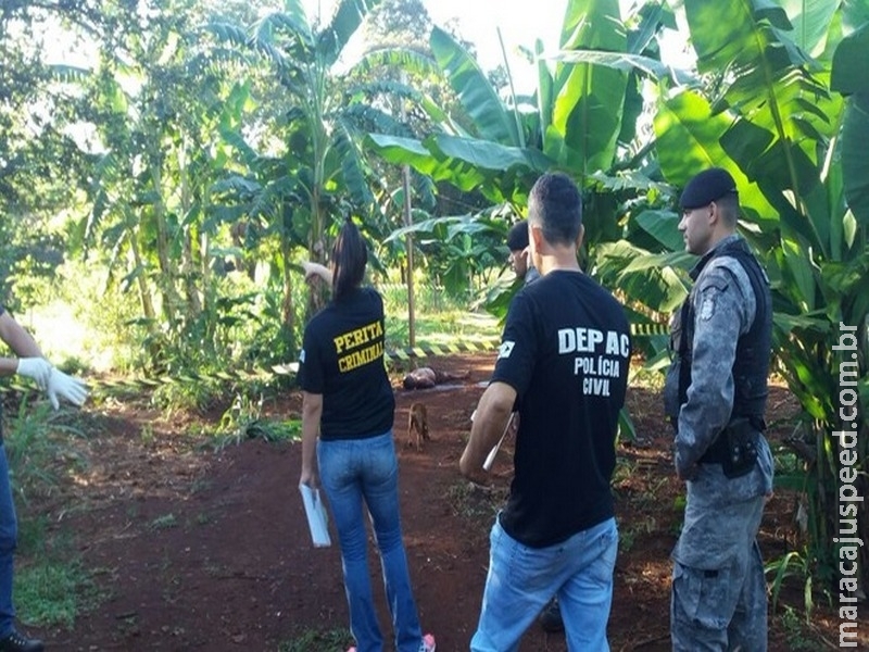Homem é morto e mulher golpeada a facão na Jaguapiru
