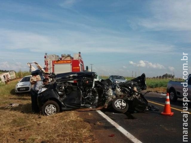 Homem sobrevive a acidente que deixou carro destruído na BR-163 Homem sobrevive a acidente que deixou carro destruído na BR-163