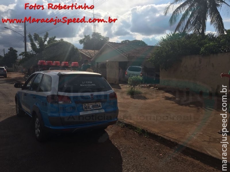 Maracaju: Condutora perde controle de veículo de luxo e destrói muro e invade residência Maracaju: Condutora perde controle de veículo de luxo e destrói muro e invade residência