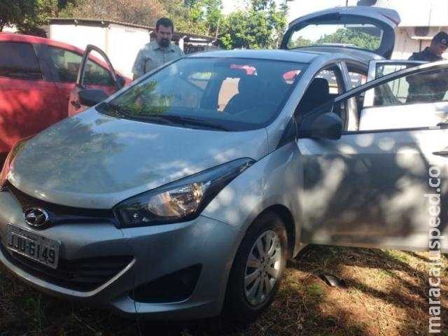 Maracaju- Sargento da PM é preso com carro roubado após jogar maconha no mato
