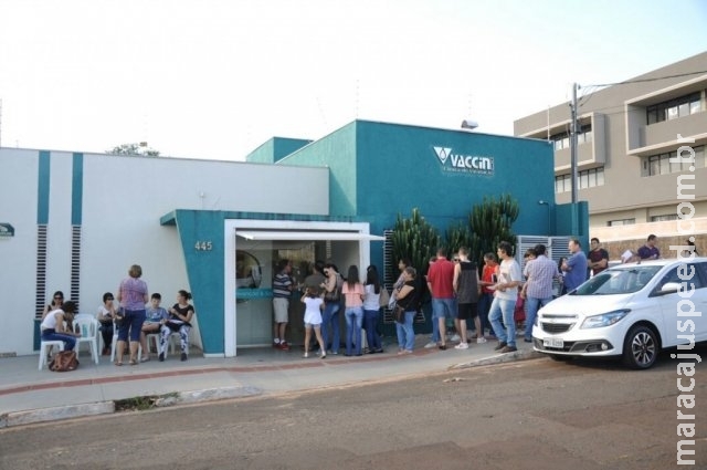 Mortes por influenza causam corrida a clínicas da Capital em busca de vacina Mortes por influenza causam corrida a clínicas da Capital em busca de vacina
