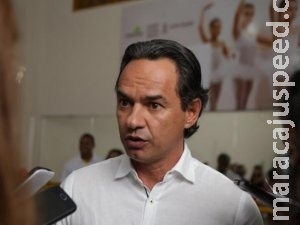 Prefeito lança campanha para coibir esmolas nas ruas da Capital Prefeito lança campanha para coibir esmolas nas ruas da Capital