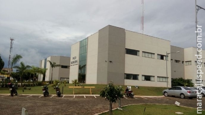 Prefeitura de Nova Andradina abre concurso com salários de R$ 1 mil a R$ 13 mil Prefeitura de Nova Andradina abre concurso com salários de R$ 1 mil a R$ 13 mil