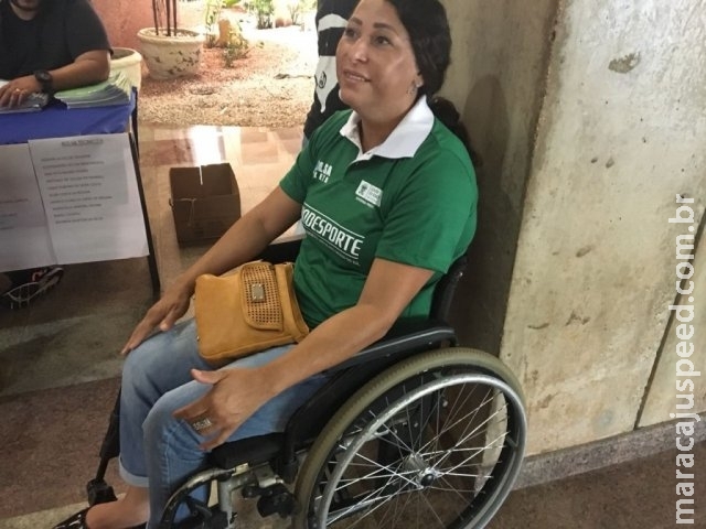 Tiro colocou Clenilza na cadeira de rodas e no pódio de campeã brasileira Tiro colocou Clenilza na cadeira de rodas e no pódio de campeã brasileira