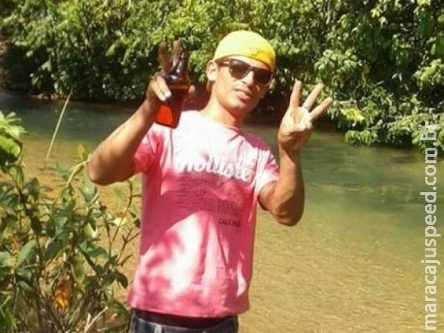 Traficante é morto em confronto com a polícia durante operação Traficante é morto em confronto com a polícia durante operação