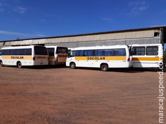 Após operação do Gaeco, Justiça manda apreender ônibus escolares